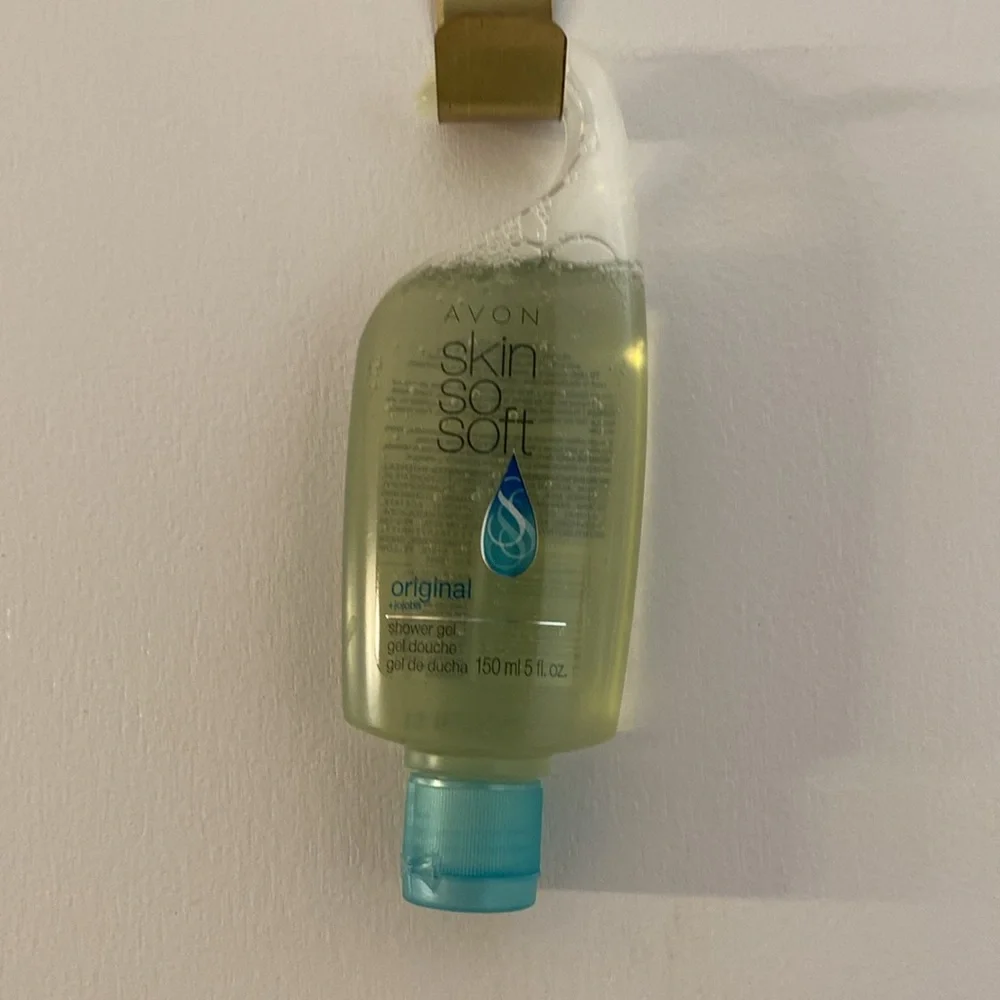 Skin So Soft Shower Gel + Jojoba 5 oz.